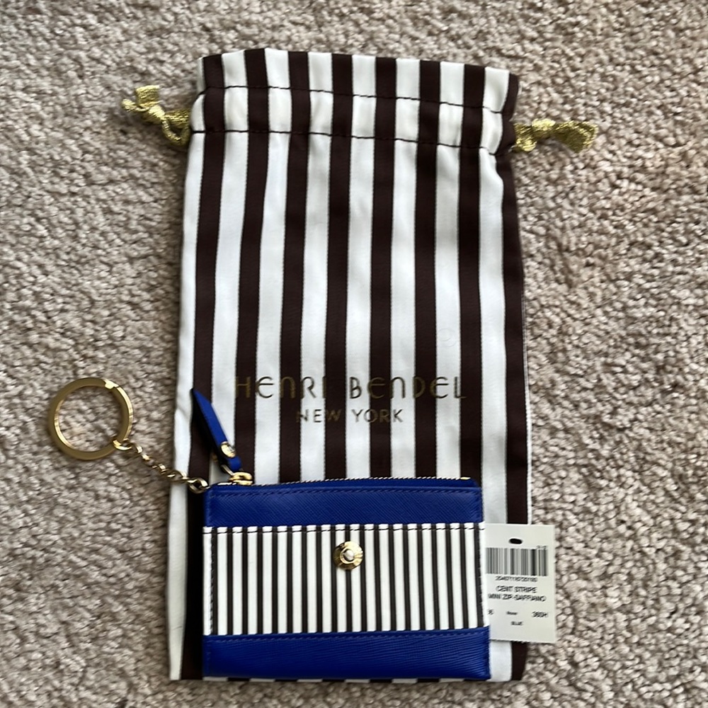 NWT RARE HENRI BENDEL CENTENNIAL CARD CASE WITH KEY RING - DUST BAG INCLUDED!